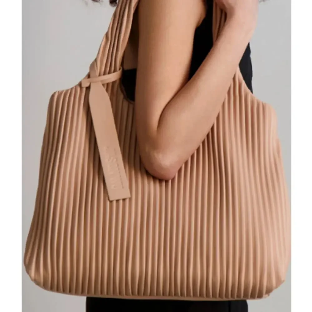 JASON WU NWT Corrie Hobo Bag, Light Pink